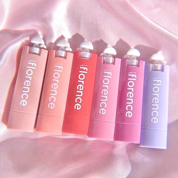 Florence By Mills Oh Whale! Lip Balm's - Picture 2 of 3